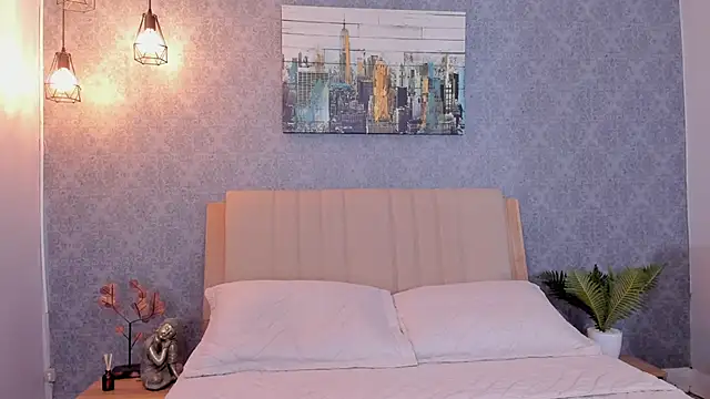 DahianaWalcott online show from January 30, 10:30 pm