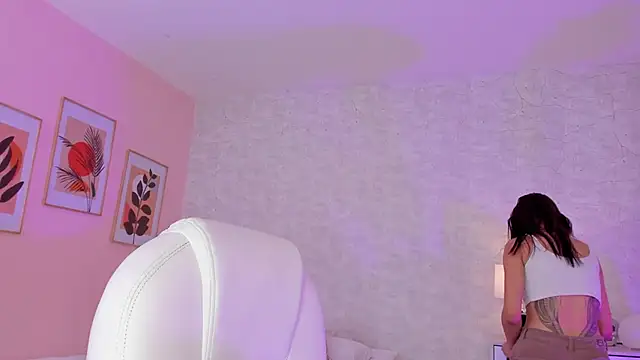 DahianaWalcott online show from March 10, 7:29 pm