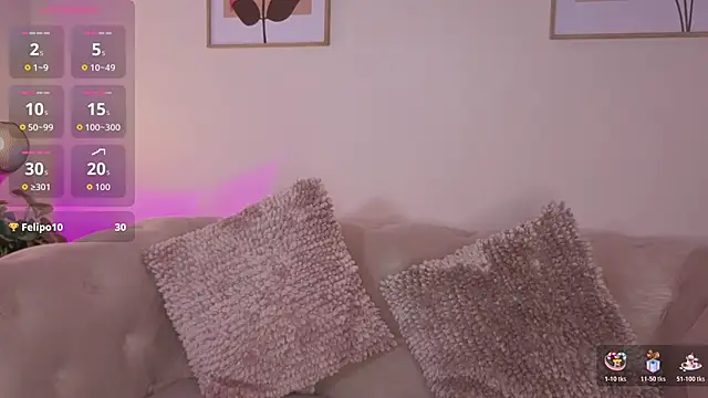 DahianaWalcott online show from November 6, 9:26 pm