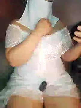 Cat Sharisa online show from January 20, 8:30 am