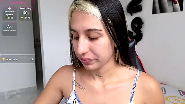 tammyandrade  online show from October 26, 4:46 pm