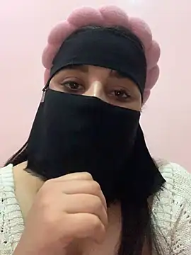 Miss-Soka online show from December 14, 2:21 pm