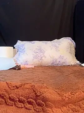 Snapshot of Veyolla_Beau chatting on January 18, 10:46 pm Veyolla Beau online show from January 18, 10:46 pm