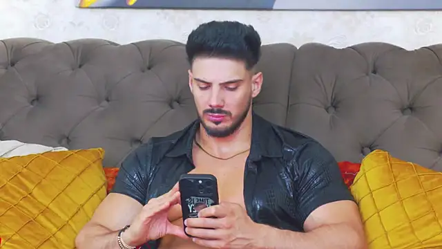 DustinKeent online show from April 9, 6:19 am