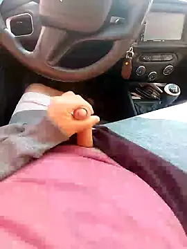 mfreitas005 online show from September 11, 10:26 am