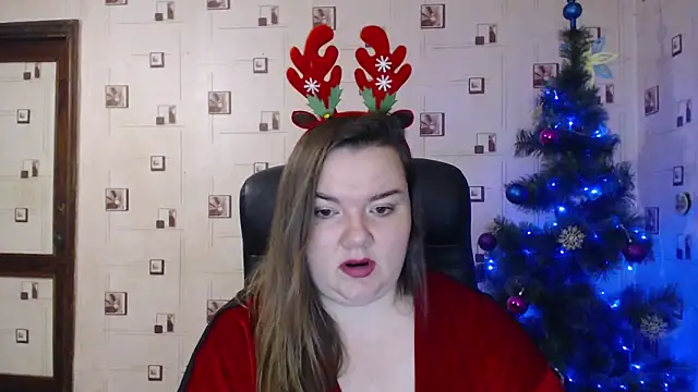 Snapshot of TasyaBigTTs chatting on December 29, 3:03 pm TasyaBigTTs online show from December 29, 3:03 pm