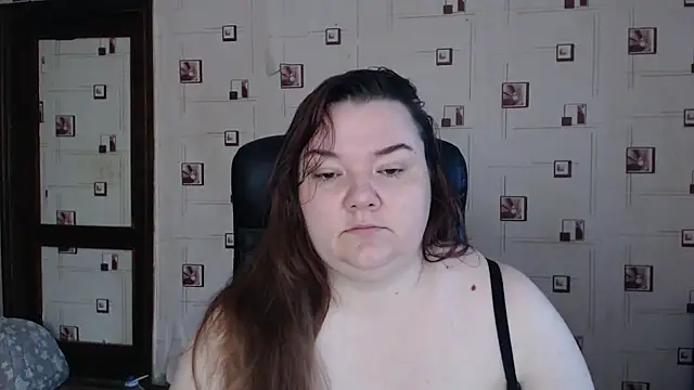 TasyaBigTTs online show from December 2, 5:46 am