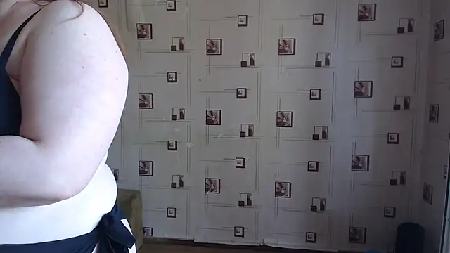 TasyaBigTTs online show from June 16, 5:43 am