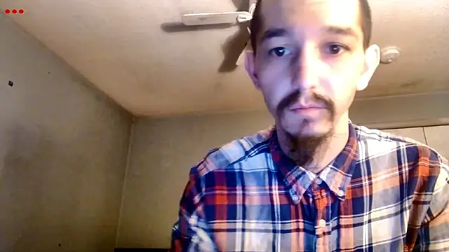 VanceFontaine online show from March 31, 6:47 am