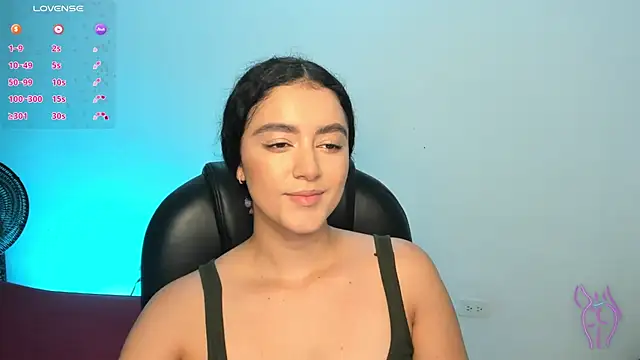 Snapshot of Adhara-zanne chatting on June 30, 10:05 am Adhara-zanne online show from June 30, 10:05 am