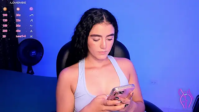 Snapshot of Adhara-zanne chatting on July 15, 2:39 am Adhara-zanne online show from July 15, 2:39 am