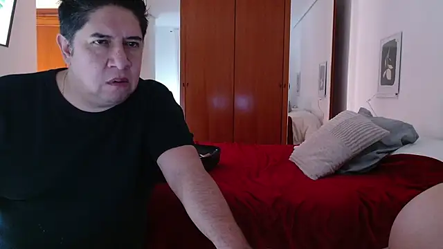 THIAGOEVA online show from December 20, 9:05 am