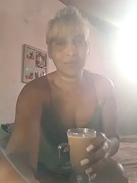 Goodgirlsue 77 online show from December 5, 4:43 am