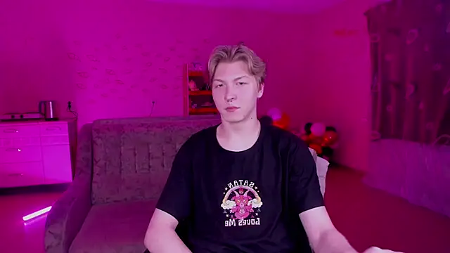 TheMikeSever online show from January 26, 11:18 pm