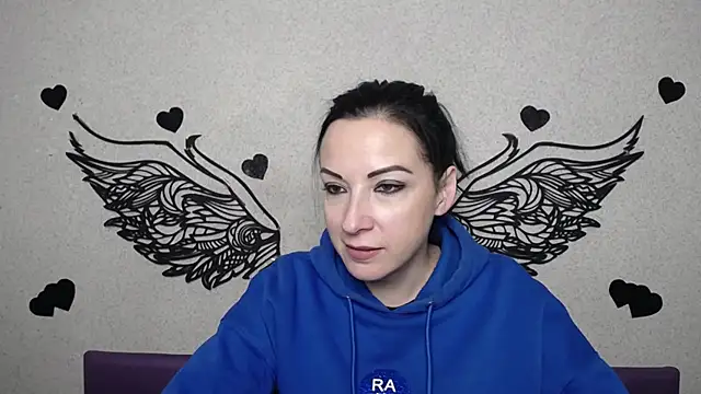 ElizabethSho online show from February 7, 6:11 pm