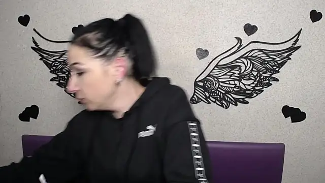 ElizabethSho online show from February 14, 6:21 am