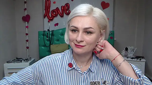 OliviaHorst online show from March 21, 9:34 am