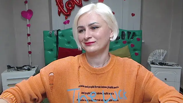 OliviaHorst online show from September 18, 5:20 am