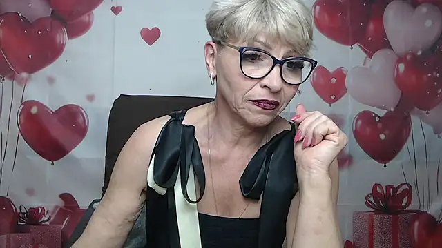 EllaBonito online show from May 16, 10:58 am