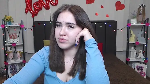 LauraHlot online show from February 12, 9:54 pm