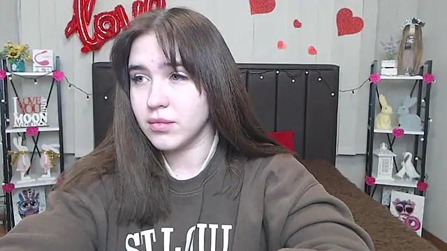 LauraHlot online show from February 14, 1:13 am