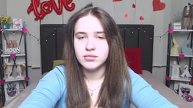 LauraHlot online show from March 10, 3:45 am