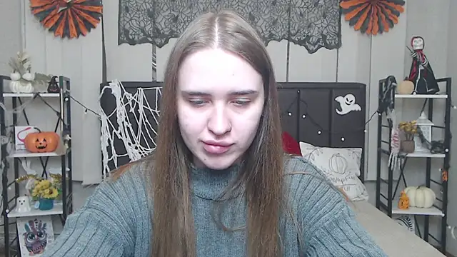 LauraHlot online show from November 4, 6:51 pm