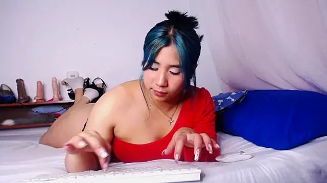 anyaadamss online show from February 6, 8:50 am