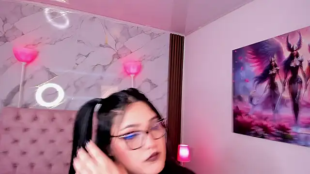 Camiila Osorio online show from March 18, 8:01 pm