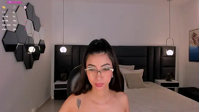 ValeriaVelvet online show from March 19, 5:50 pm