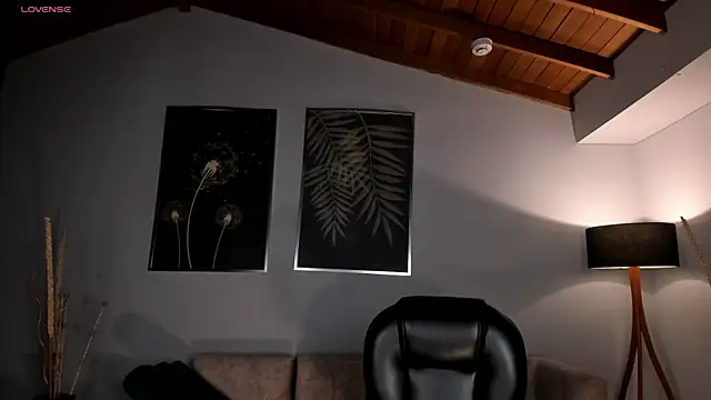 Snapshot of ValeriaVelvet chatting on January 10, 12:18 pm ValeriaVelvet online show from January 10, 12:18 pm