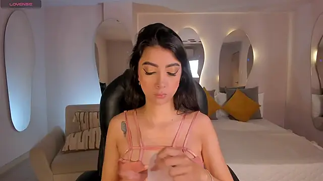 Snapshot of ValeriaVelvet chatting on February 5, 12:21 pm ValeriaVelvet online show from February 5, 12:21 pm