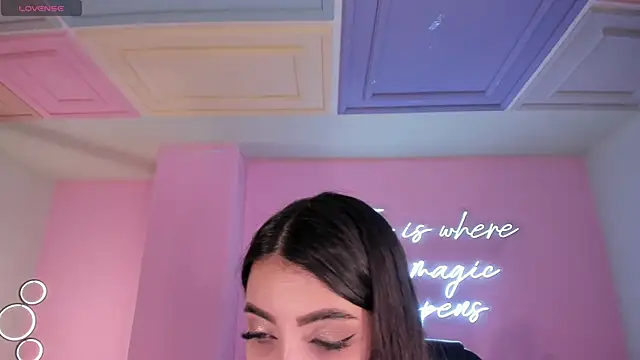 ValeriaVelvet online show from April 12, 11:15 am