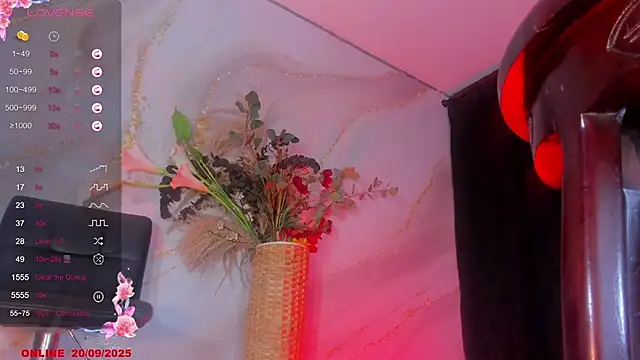 Snapshot of Karla-Ebony chatting on September 20, 2:18 pm Karla-Ebony online show from September 20, 2:18 pm