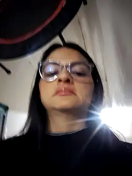 Linda Lars online show from March 7, 2:08 am