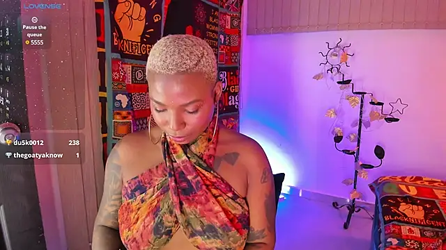 Snapshot of KenyaMystic chatting on February 13, 11:26 pm KenyaMystic online show from February 13, 11:26 pm