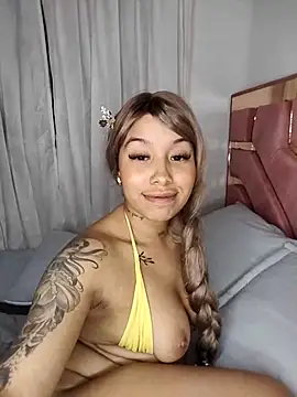 Snapshot of MarieLeon chatting on March 13, 12:16 am MarieLeon online show from March 13, 12:16 am