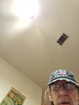 coolbrease10 online show from January 9, 7:37 pm