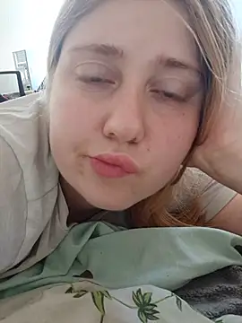 Snapshot of AnastasiaSky19 chatting on July 31, 8:03 am AnastasiaSky19 online show from July 31, 8:03 am