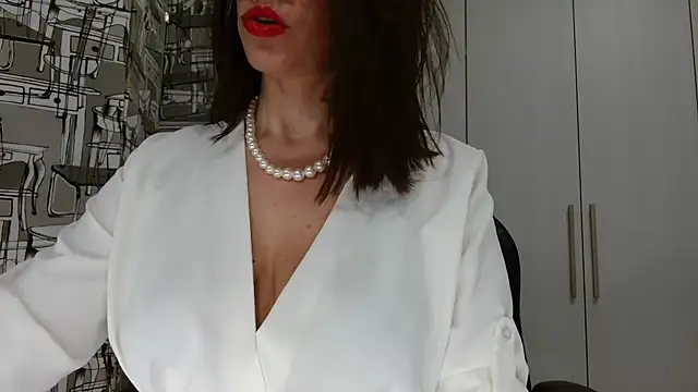 saraxt987 online show from February 11, 9:56 pm