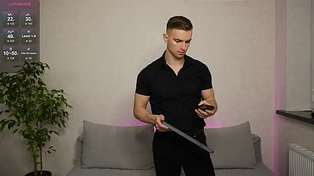 Nik Sharp online show from March 22, 4:47 pm