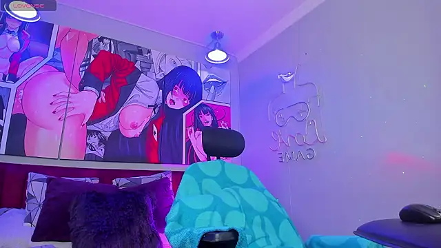 Snapshot of _gia_rose chatting on February 19, 9:11 pm gia rose online show from February 19, 9:11 pm