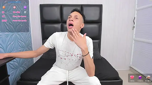 Milk max 18 online show from December 9, 7:50 pm