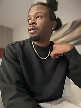 Snapshot of MobyDxck chatting on January 3, 5:39 am MobyDxck online show from January 3, 5:39 am