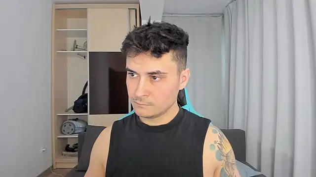 Snapshot of MatMalonne chatting on February 1, 1:09 pm MatMalonne online show from February 1, 1:09 pm