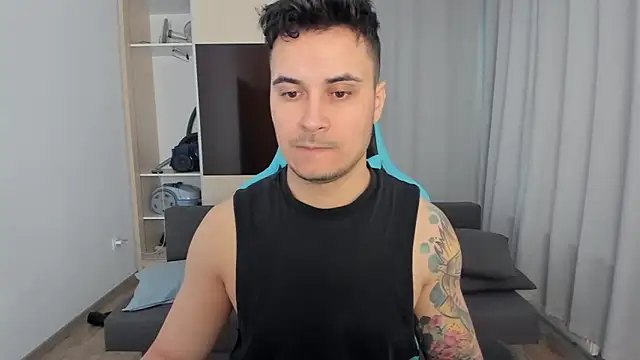 Snapshot of MatMalonne chatting on February 11, 6:29 am MatMalonne online show from February 11, 6:29 am