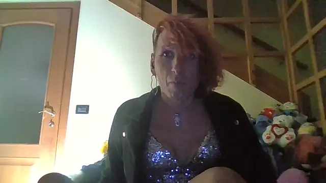 Snapshot of scorpionlady70 chatting on May 10, 7:52 pm scorpionlady70 online show from May 10, 7:52 pm