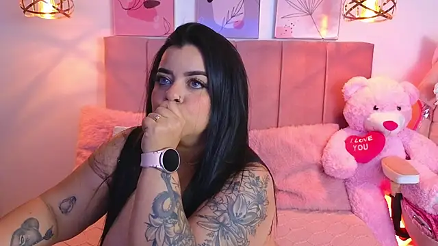 MiahJoness online show from March 19, 7:18 am