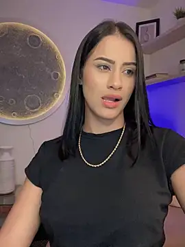 SarahhSmitth1 online show from February 1, 2:26 am