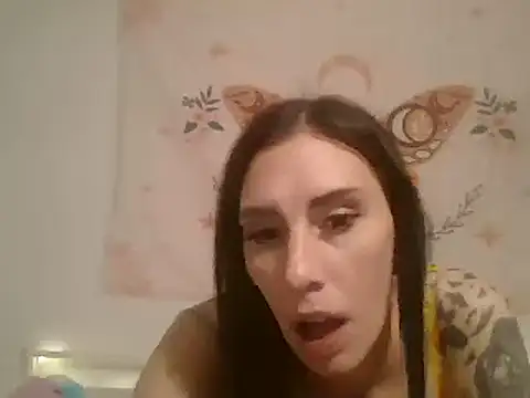 averietheangel online show from March 6, 2:51 am